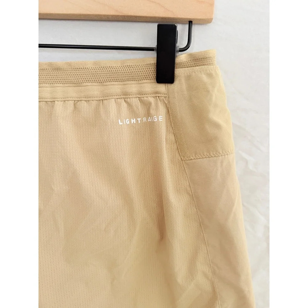 The North Face Lightrange Shorts Mens Tan Perforated Running Athletic Medium